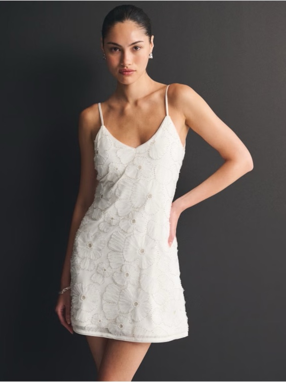 NWT XL Abercrombie Embellished Spaghetti Strap White Floral Appliqué Mini Dress